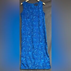 Sag, harbor, size 10  sheath dress,  blue paisley 
pit pit 19 1/2 
length 50